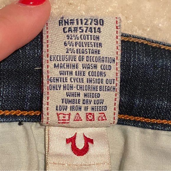 True Religion Becca Flare Jeans, size 31, acid wash & distressed. Light Blue. - Picture 11 of 12